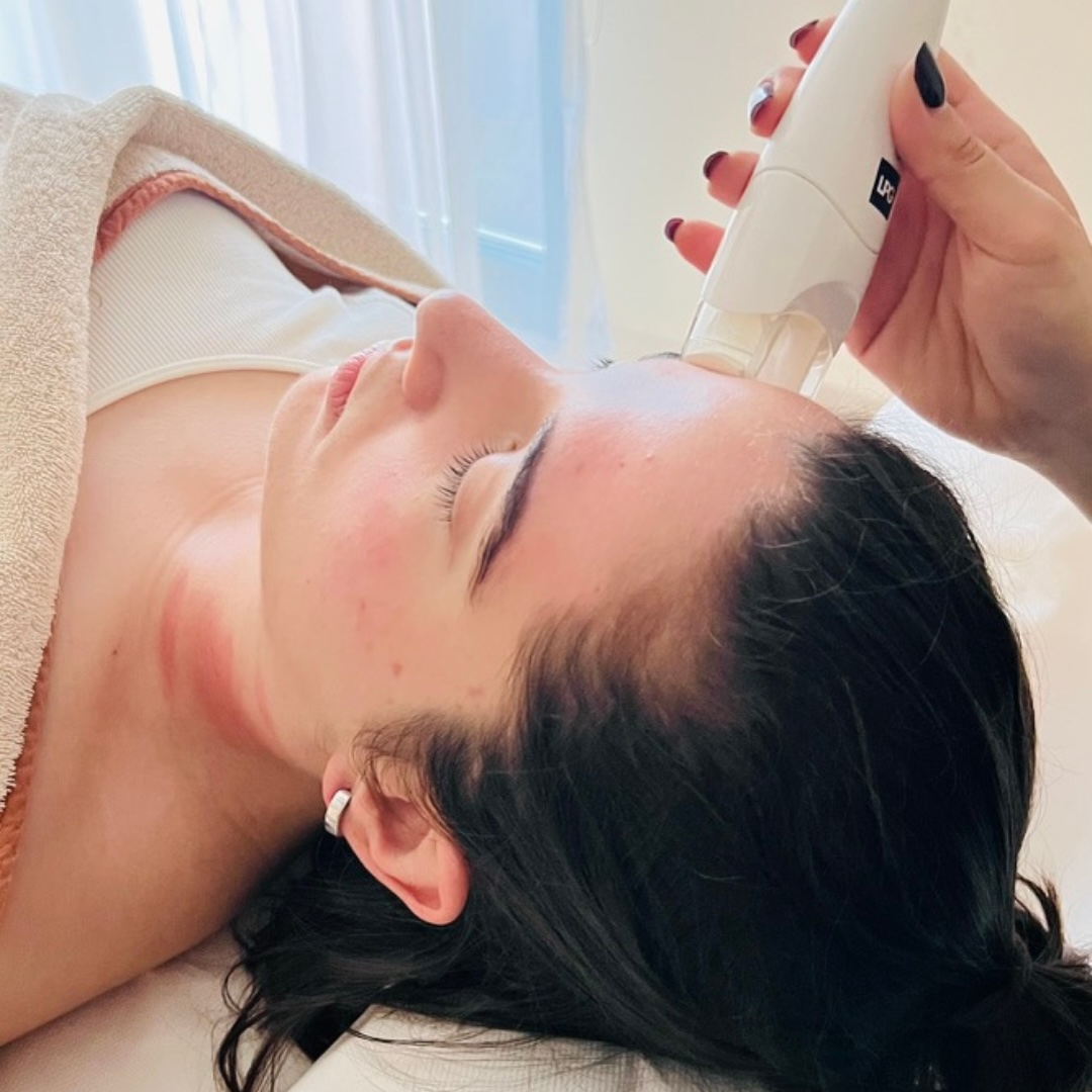 LPG Facial: rejuvenare, fermitate și luminozitate